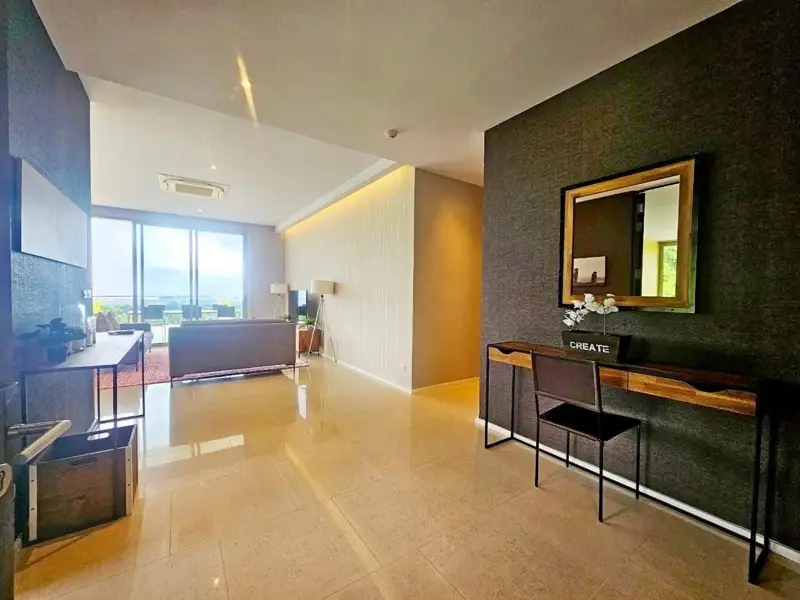 3 bed condo Bangsaray Heights with extensive facilities and complete exclusive services, including the gym, swimming pool, tennis court, Thai & International restaurants