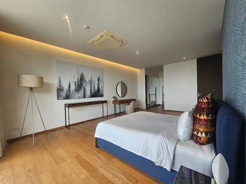 3 bed condo Bangsaray Heights with extensive facilities and complete exclusive services, including the gym, swimming pool, tennis court, Thai & International restaurants