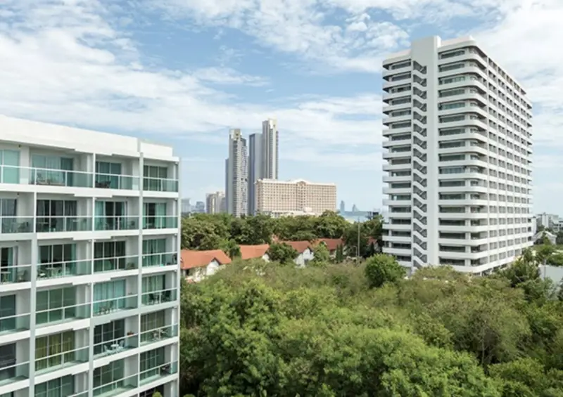 Luxury resort style condo for sale  Wongamat  with 1,000 square meter tropical lagoon pool Lush tropical gardens, boardwalks, waterslide Direct access to Wong Amat beach