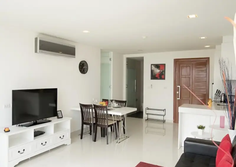 Luxury resort style condo for sale  Wongamat  with 1,000 square meter tropical lagoon pool Lush tropical gardens, boardwalks, waterslide Direct access to Wong Amat beach