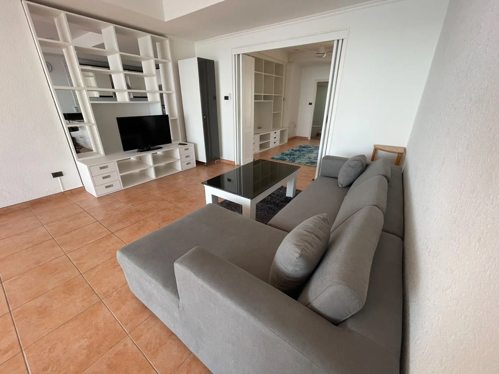 Metro Jomtien – Large Duplex PH for rent