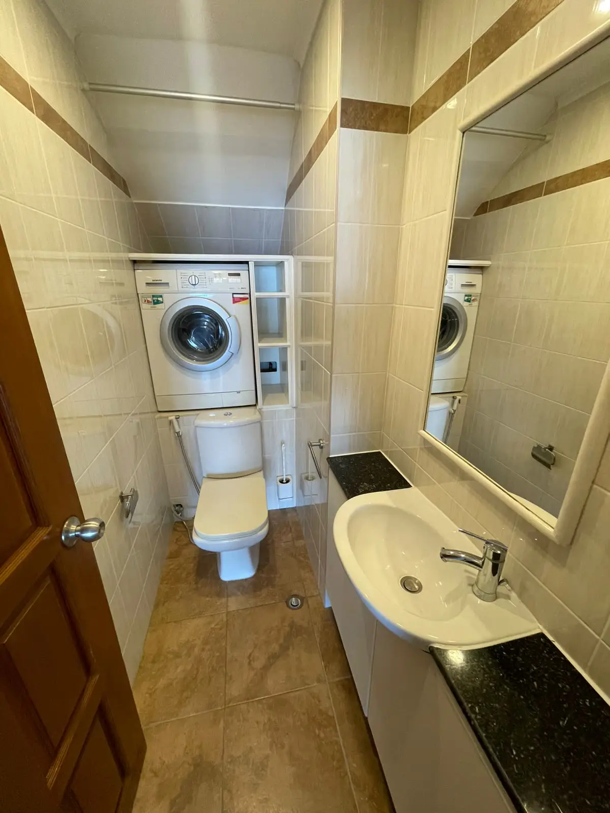 Metro Jomtien – Large Duplex PH for rent