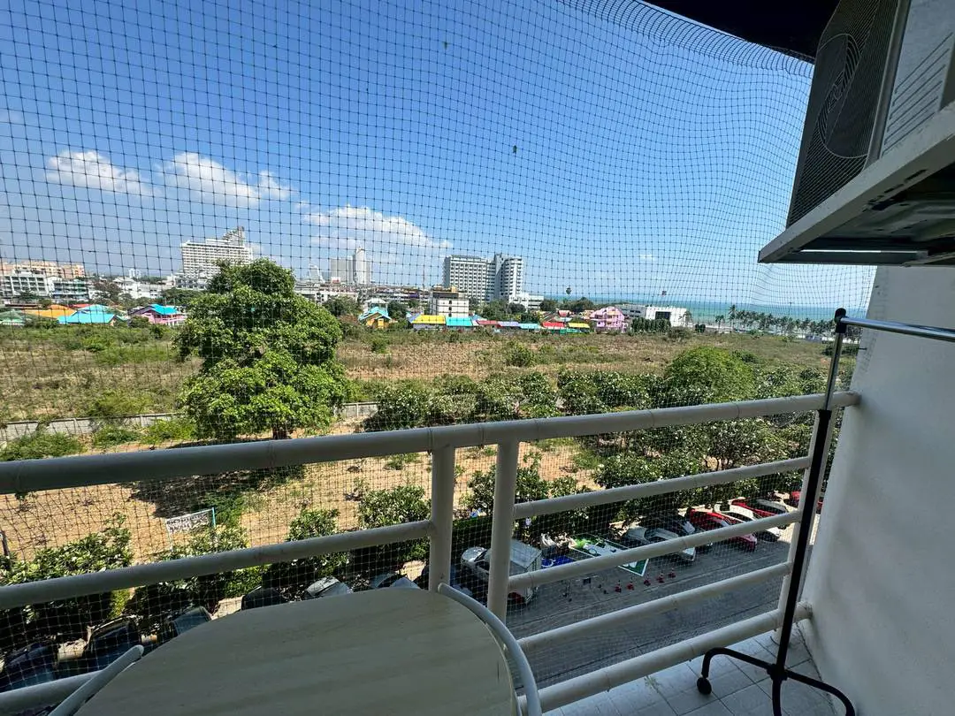 Rimhad Jomtien Beach Studio for rent