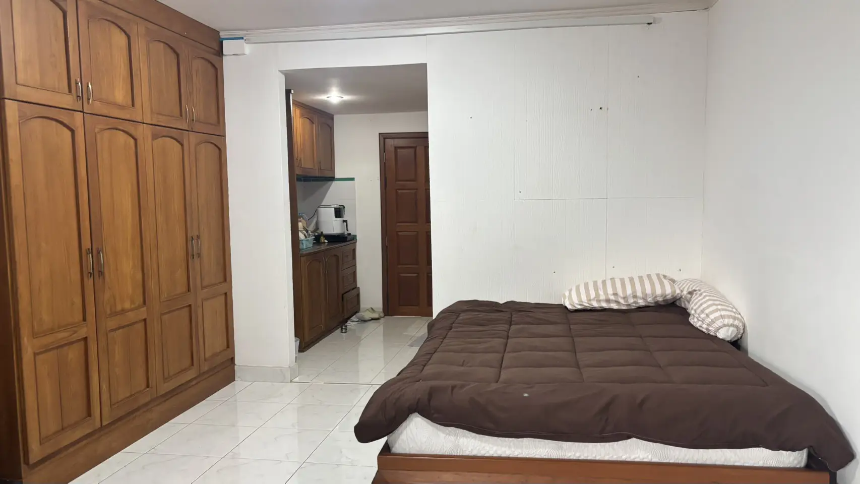 Kieng Talay Studio for rent