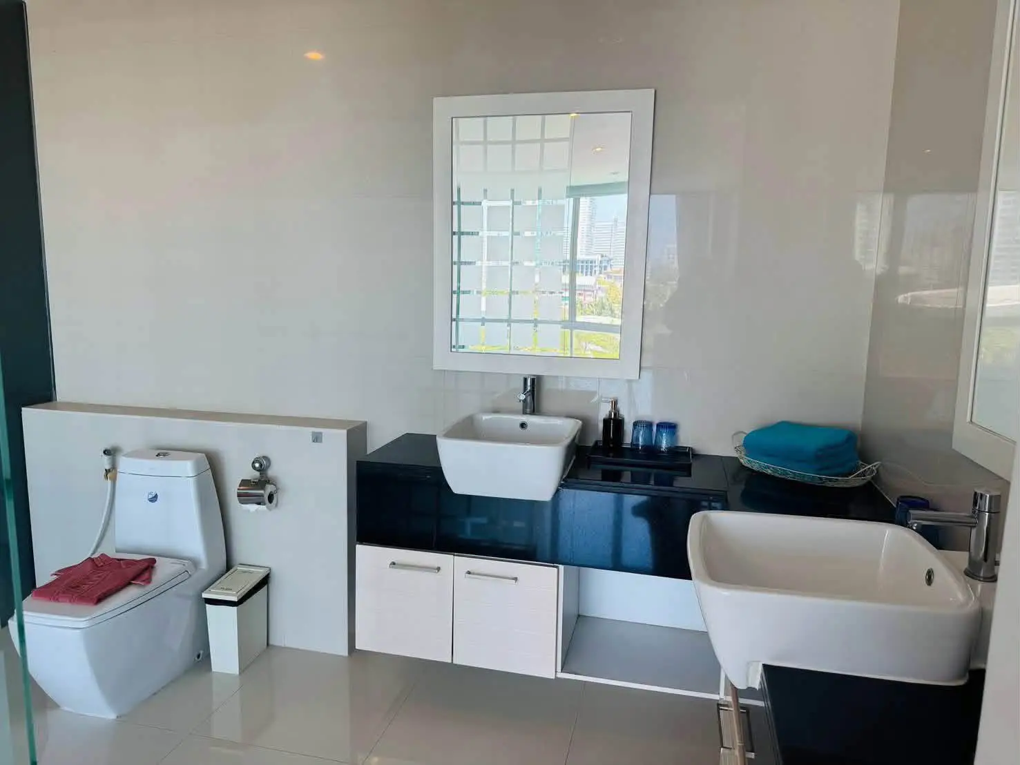 Musselana Condominium 4 Bedroom for sale