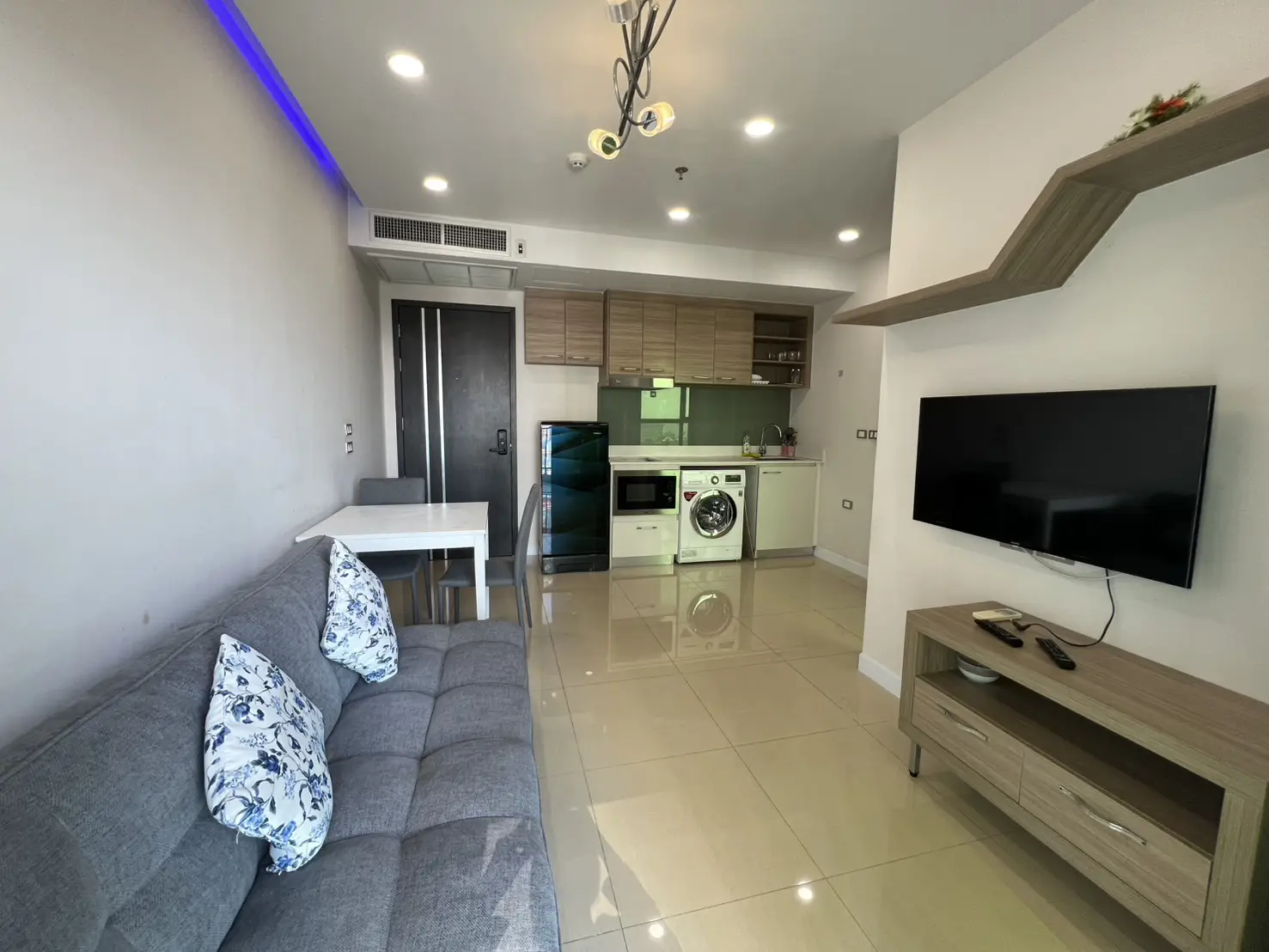 Dusit Grand Condo View 1 Bedroom for sale