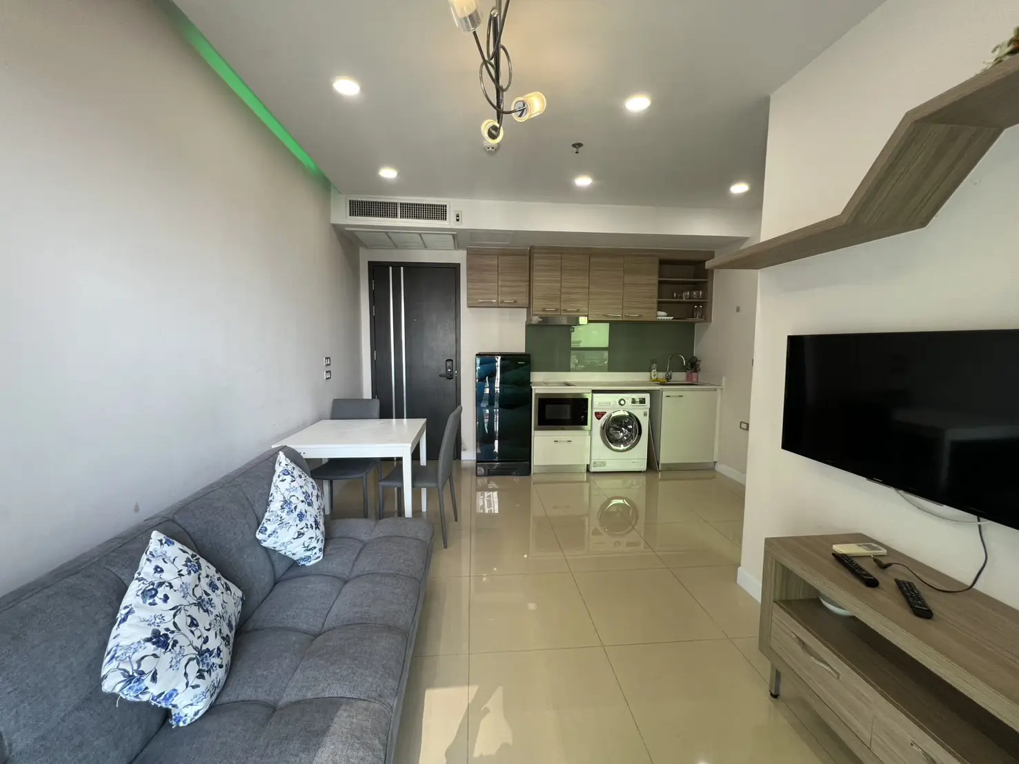 Dusit Grand Condo View 1 Bedroom for sale