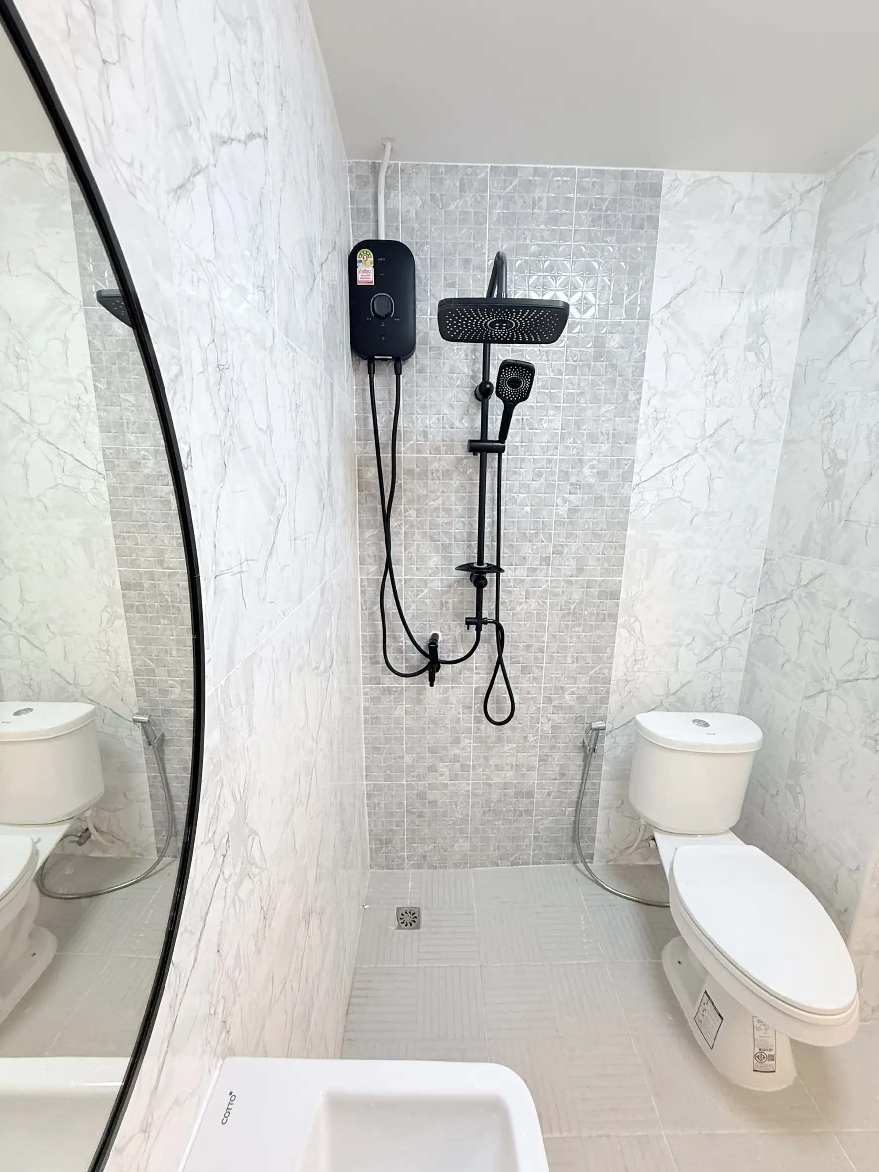 9 Karat condo Studio for sale