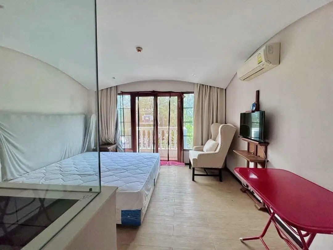 Venetian signature condo resort Studio for sale