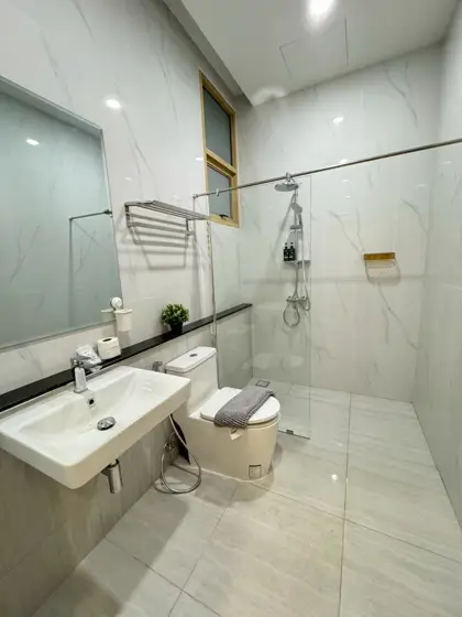 Pool villa located on Jomtien 2nd Road.5 Bedroom for sale