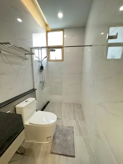 Pool villa located on Jomtien 2nd Road.5 Bedroom for sale