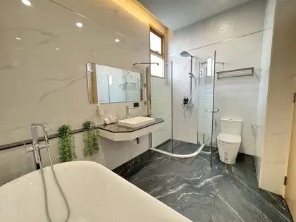 Pool villa located on Jomtien 2nd Road.5 Bedroom for sale