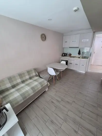 Seven Seas Condo 1 Bedroom For Sale