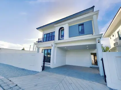 Spring Town Pool Villa 4 Bedroom for sale