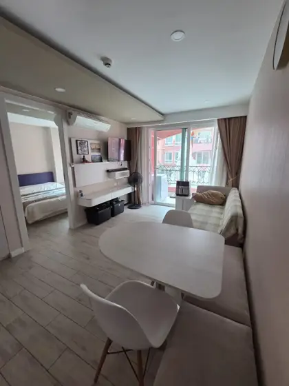 Seven Seas Condo 1 Bedroom For Sale