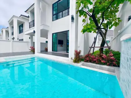  4 bed House for rent  in Sattahip at Garden Hill Garden Hill and has the following facilities: Swimming pool, Gym, Security and Car park.
