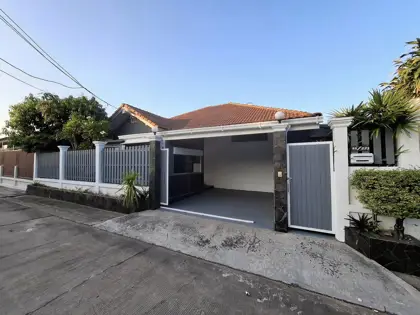 House for Sale at Bangsaray