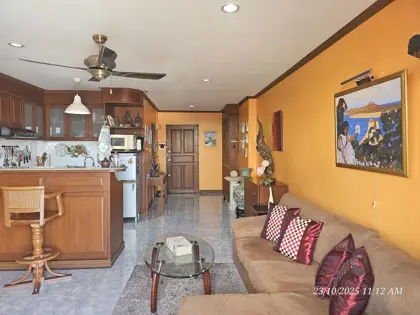 View Talay 2 1 bed condo for rent  550 meters close to Jomtien Beach overlooking a 180-degree sea view. Many shopping centers, Thai and international restaurants