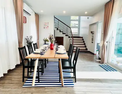 3 bed Pool Villa SeaBreeze Villa Pattaya - Ready for Sale!  Beachfront Village – Sukhumvit Road Pattaya   Fully renovated pool villa, fully furnished and move-in ready!