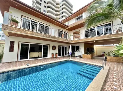Pool Villa  4 Bedrooms for rent