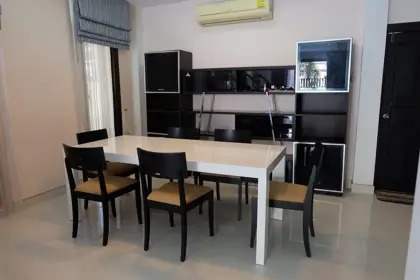 Large  3 bed house with swimming pool Close to Jomtien and The Jomtien area of Pattaya and a quieter, more laid-back coastal destination just south of the city