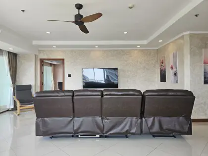 View Talay 5 D  swimming pool, ample parking space, a garden, and a security system for 24 hours