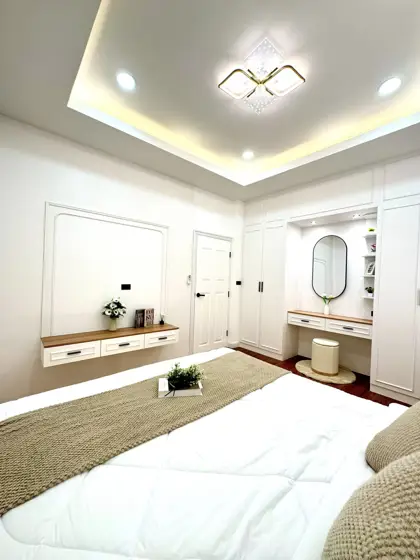 3-storey house  North Pattaya  4 Bedrooms   6 Bathrooms   Land area: 122 sq. wah 488 sqm