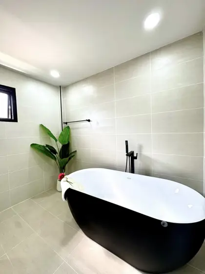 3-storey house  North Pattaya  4 Bedrooms   6 Bathrooms   Land area: 122 sq. wah 488 sqm