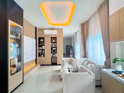 4 bed spacious home to buy in  East Pattaya, located near bustling beachfront areas, convenient access to amenities, international schools, golf courses, and a wide range of housing options,