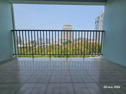 Sombat condo Pratumnak Studio for sale