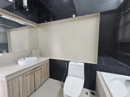 Baan Dusit Pattaya Lake 4 Bedroom for sale