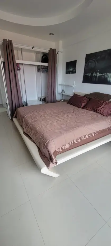 Sombat Condo View Studio for sale and for rent