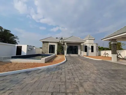 Kamnan Intersection House 4 Bedroom for sale