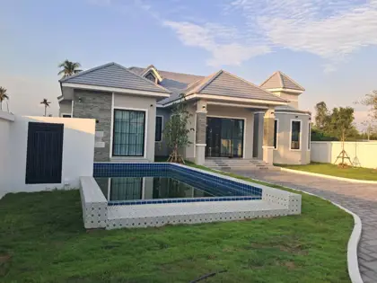 Kamnan Intersection House 4 Bedroom for sale