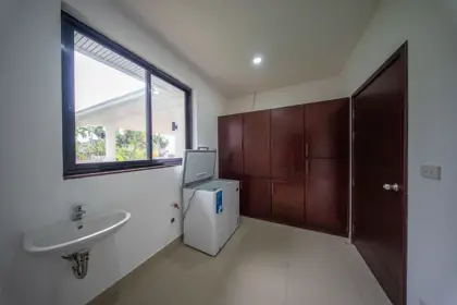 1 Story in Nongmaikaen12, 4 Bedroom for sale