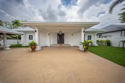 1 Story in Nongmaikaen12, 4 Bedroom for sale