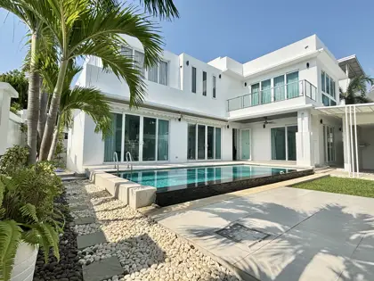 Palm Oasis Villa 4 Bedroom for sale