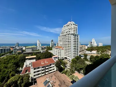 The Vision Pratumnak - Very large 1 Bedroom