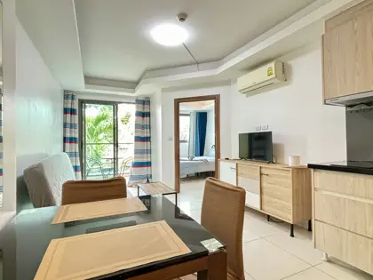 1 Bedroom  Size: 37 sq m  View: Garden View Condo in Pattaya for sale dining