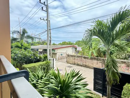 1 Bedroom  Size: 37 sq m  View: Garden View Condo in Pattaya for sale 