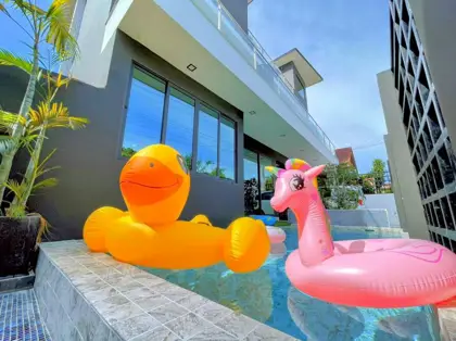 Pool Villa Modern Thepprasit