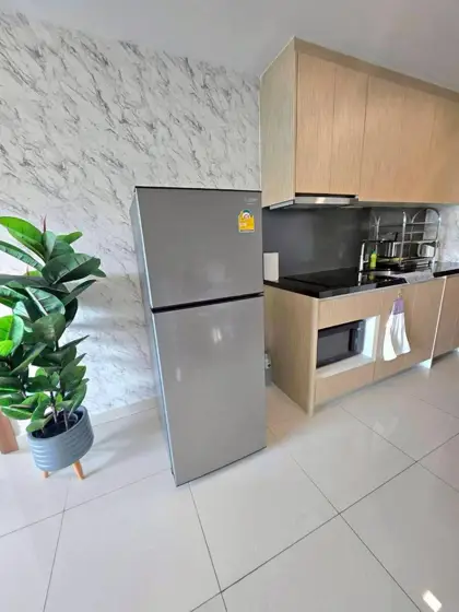 1 bed condo Jomtien for rent with underground parking . Luxurious open-air lobby areas, a fully-equipped gymnasium suite, and a relaxing massage and spa service