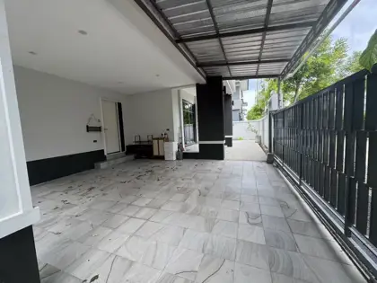 3 bedroom Pool Villa Just a short drive from the village are some of Pattaya’s major attractions, including a vibrant floating market and elephant reserve.