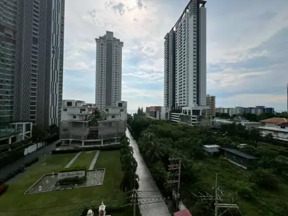 Seven Sea Coast Studio  NaJomtien with Fitness Center - Steam Room - Gardens around the project - Communal Pool - Pool Bar - Playground - On-site Restaurants - Car Parking - Passenger Elevators - CCTV