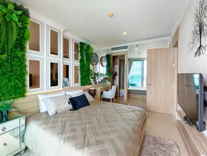 2 bed condo wongamat at the  best location of Pattaya in the Wong Amat area. Easy to North Pattaya Road in 2 minutes to Wong Amat Beach.
