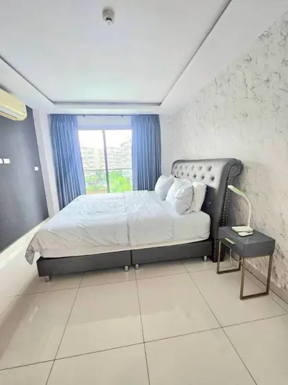 1 bed condo Jomtien for rent with underground parking . Luxurious open-air lobby areas, a fully-equipped gymnasium suite, and a relaxing massage and spa service