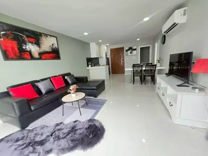 1 bed condo Wongamat with Well Equiped  fitness room on the rooftop that offers great sea and city views.  There are also 2 large communal pools on the ground floor.