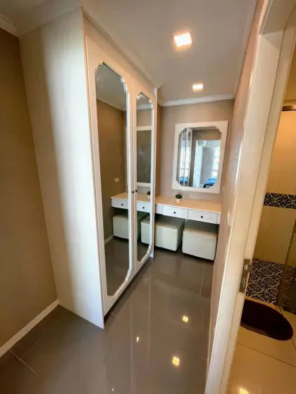 The Orient Jomtien 2 bedroom Condo for sale 5th floor -70 sqm -pool view -fully furnished and equipped -foreign name -transfer 50/50