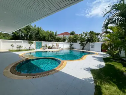 Viewpoint Pool Villa 4 Bedroom for sale