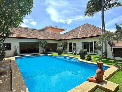 Pool Villa in View Talay Villas 5 Bedrooms